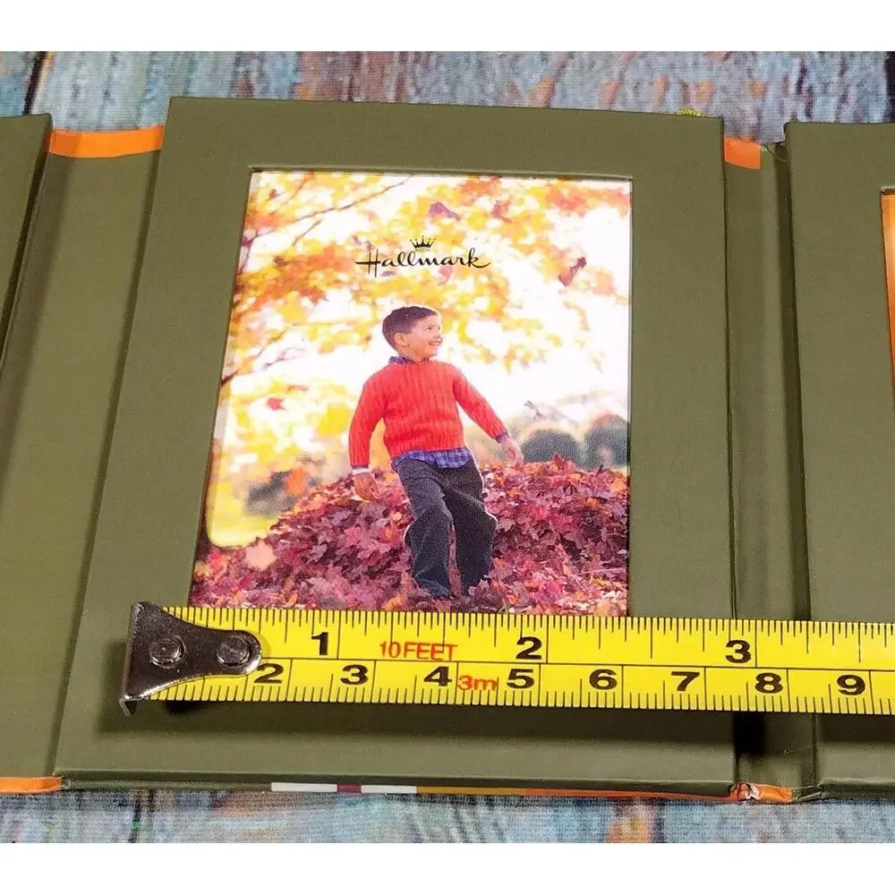 Hallmark Foldable Four-Panel Picture Frame with Autumn Theme‎